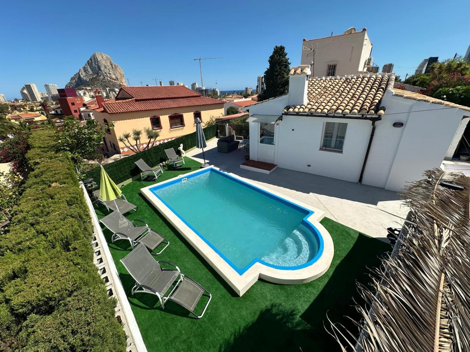 Villa Kristalina Calp Extérieur photo